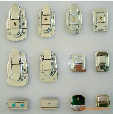 东莞厚街箱包五金配件一站式采购指南 厂价直批与产品大全